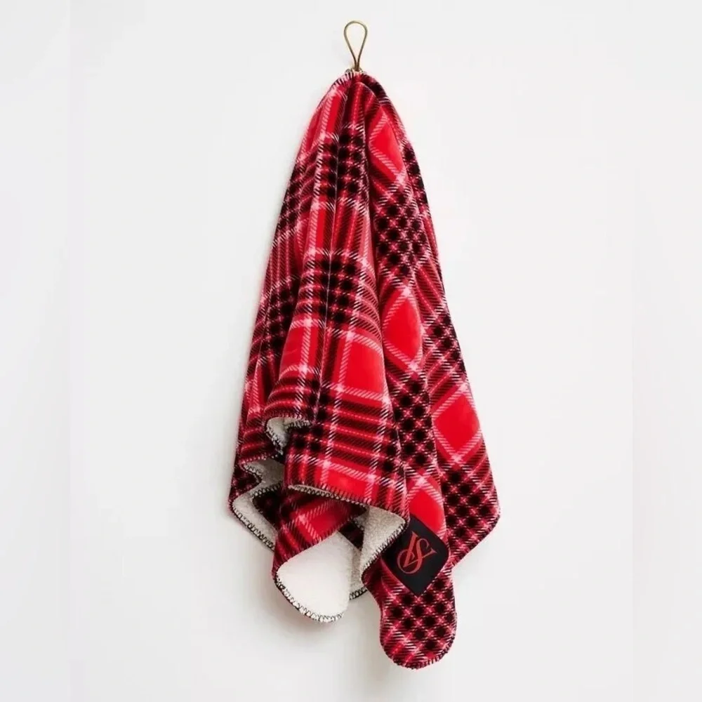 NEW - Victoria’s Secret Cozy Soft Sherpa Blanket in Red Black Plaid
